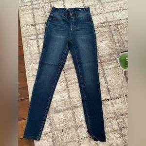 Arizona Jean Co High Rise